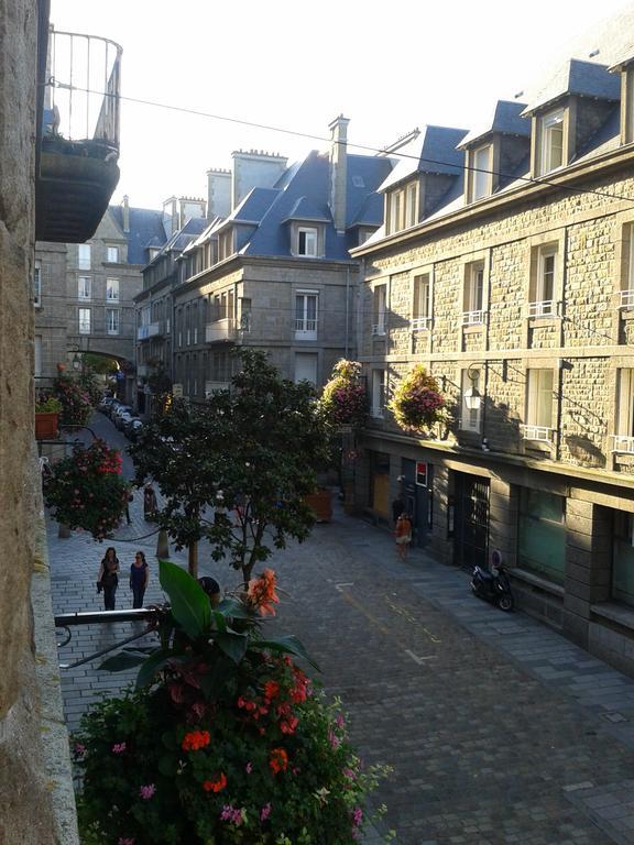 Appartement Au Coeur D'Intra Muros Saint-Malo Exteriör bild